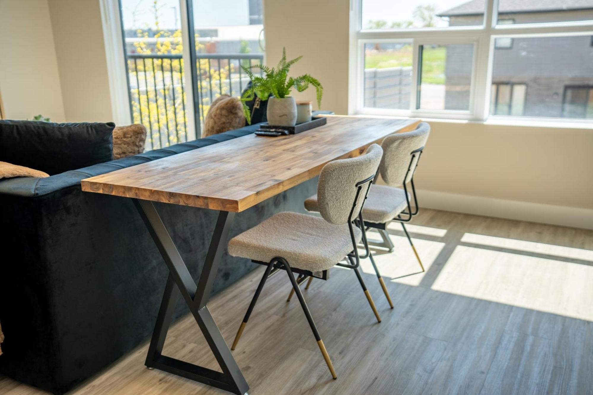 Apartment Sleek Brand New 1 Bedroom Cozy Luxury